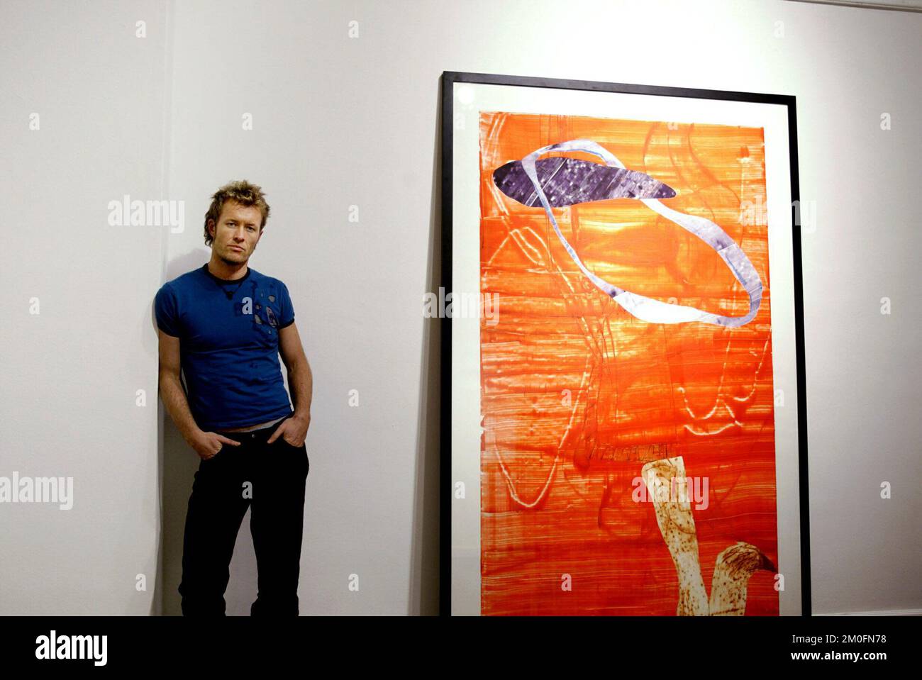 PA PHOTOS/POLFOTO - UK USE ONLY : Magne Furuholmen aus "A-ha" ist nicht nur eine talentierte Musikerin. Kunst ist auch ein sehr großer Teil seines Lebens. Er hat heute eine große Ausstellung in Dänemark. Er zeigt seine 100 Kilo schweren Gläser in Keramik und Glasmosaiken. Stockfoto