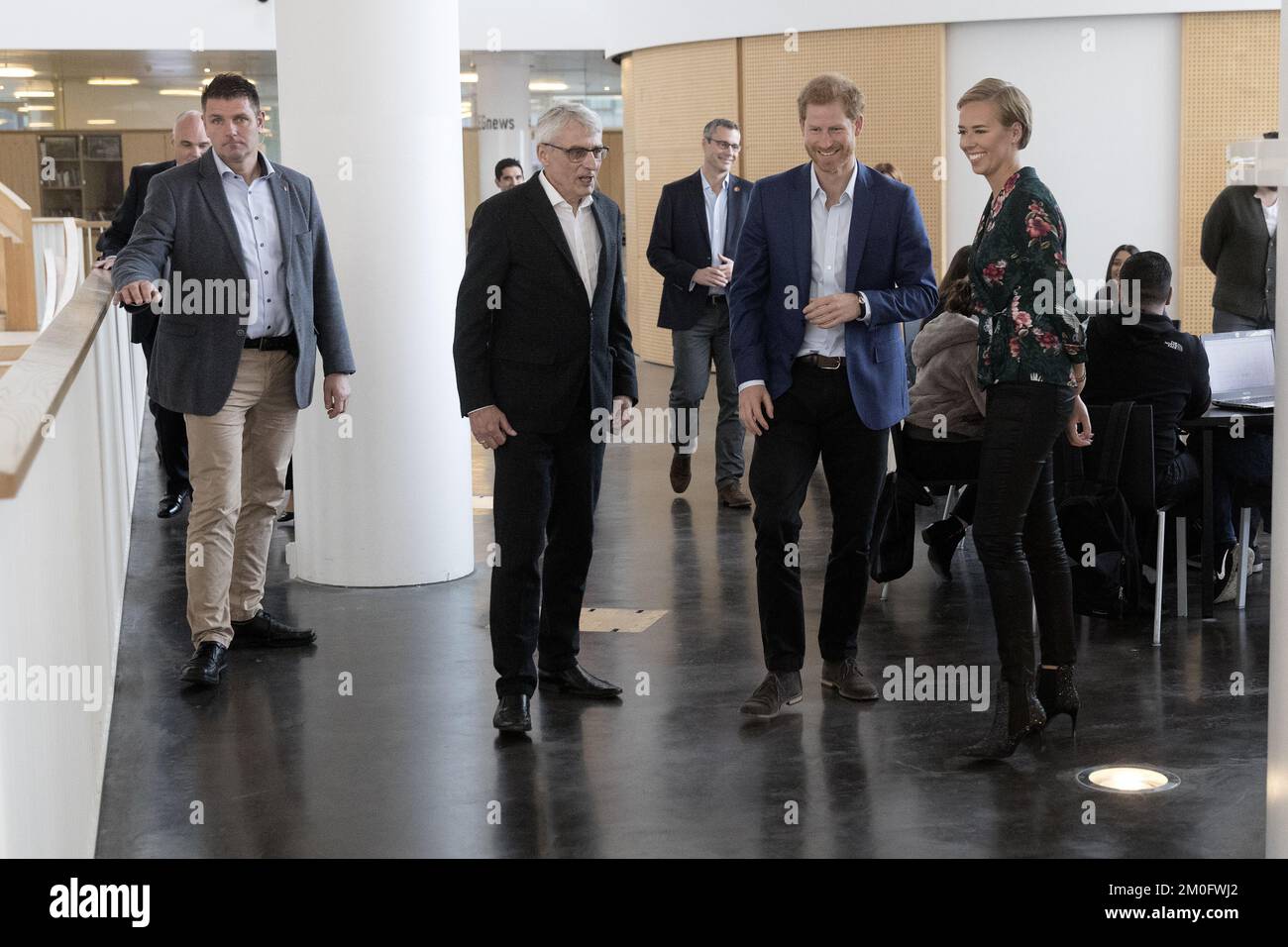 Prinz Harry nimmt an einem Workshop Teil, der sich auf das Thema „Making a Difference“ konzentriert, indem er sich freiwillig am Gymnasium Ã˜restad in Kopenhagen am 26. Oktober 2017 engagiert. Es ist Prinz Harrys erster offizieller Besuch in Dänemark und während seines zweitägigen Aufenthalts wird er verschiedene Jugendprojekte besuchen. ritzau/Peter Hove Olesen Stockfoto