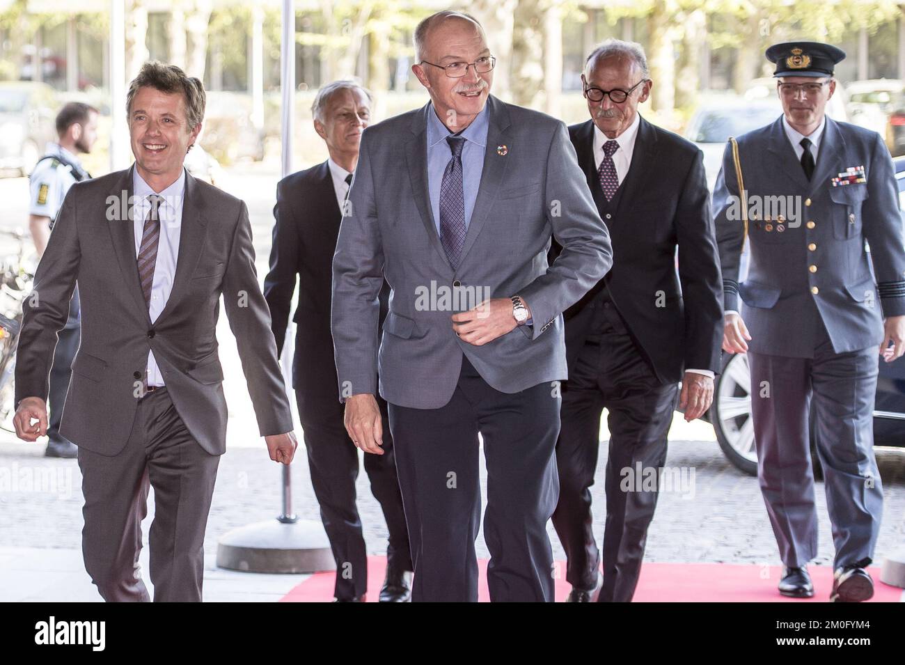 Am 23. 2019. April nahm HRH Kronprinz Frederik an der Veröffentlichung von 15 neuen Büchern über Dänemark von Trap Denmark Teil. In den Büchern werden die verschiedenen Gebiete Dänemarks in Bezug auf Geschichte, Demografie und Geografie beschrieben. Der Kronprinz ist Beschützer des Trap-Danmark-Projekts. Stockfoto