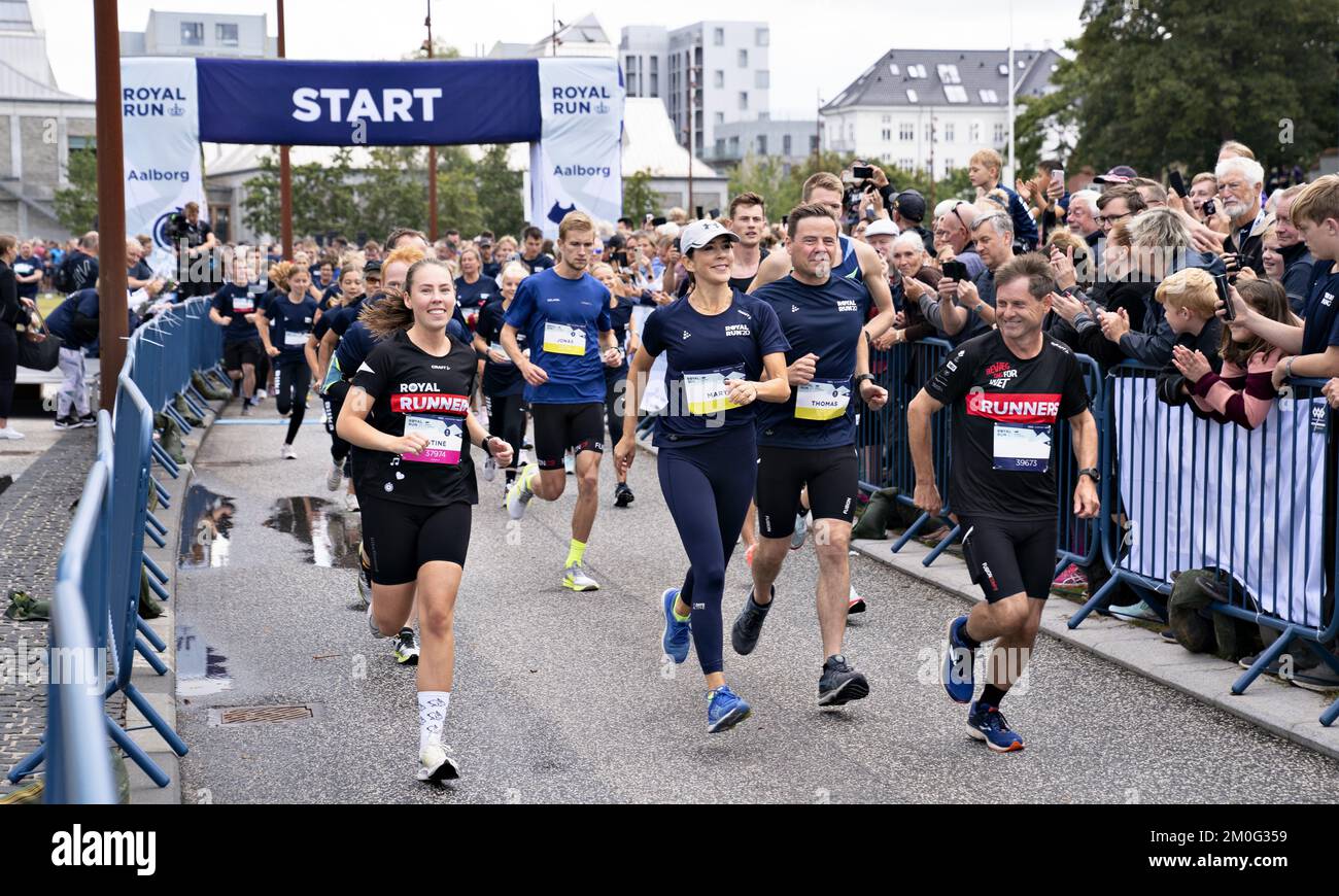 Crown Princess Mary nimmt beim Royal Run in Aalborg, Nordjütland, am 5 km langen Rennen Teil. Sonntag, 12. September 2021. (Foto: Henning Bagger/Ritzau Scanpix) Stockfoto