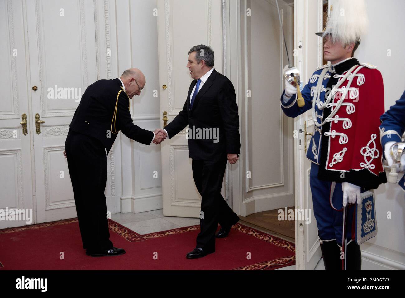 Gordon Brown kommt zum königlichen Galadinner, das von der Königin von Dänemark während der UN veranstaltet wird Klimagipfel in Kopenhagen Stockfoto