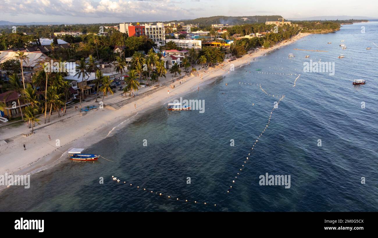 Am Alona Beach, Panglao, Bohol, Philippinen Stockfoto