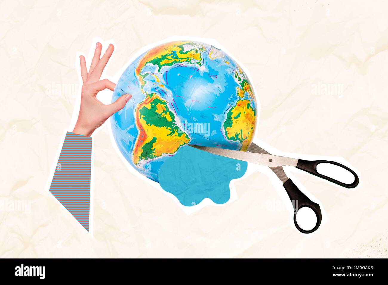 Collage Banner von Planet Earth 3D Konzept Ökologisches Problem Scheren schneiden Sphäre Globale Katastrophe Stopp Ressourcen auf weißem Hintergrund isoliert Stockfoto