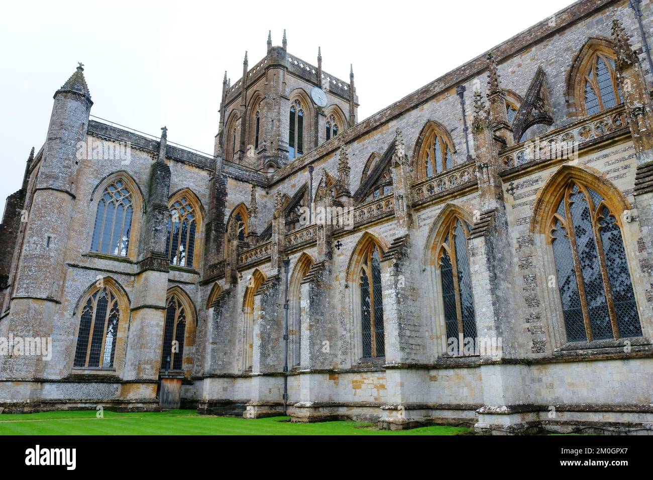 Außenansicht der Milton Abbas Abbey Church, Dorset, Großbritannien - John Gollop Stockfoto