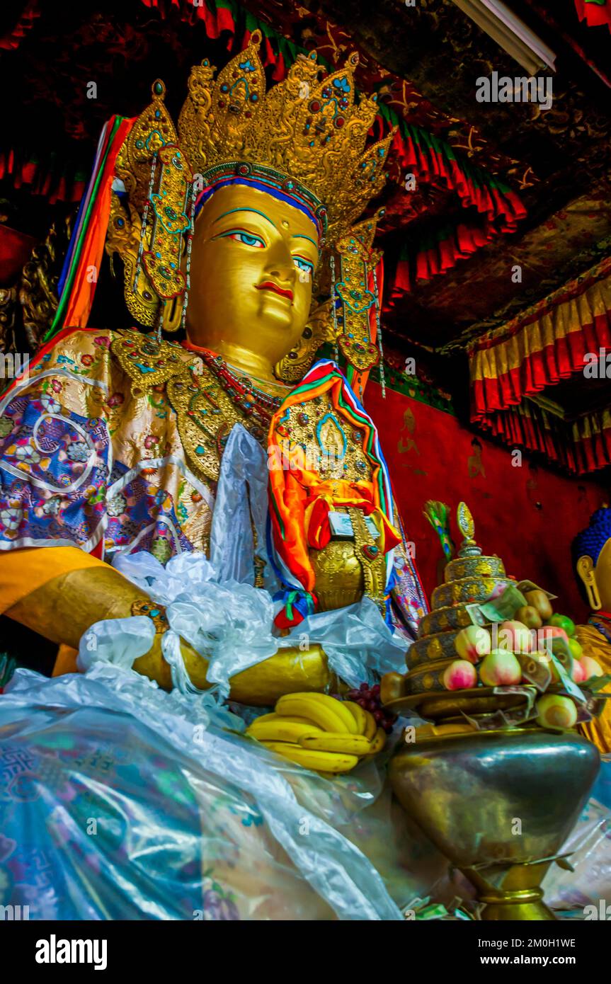 Buddha-Statue im Ramoche-Tempel, Lhasa, Tibet, Asien Stockfoto