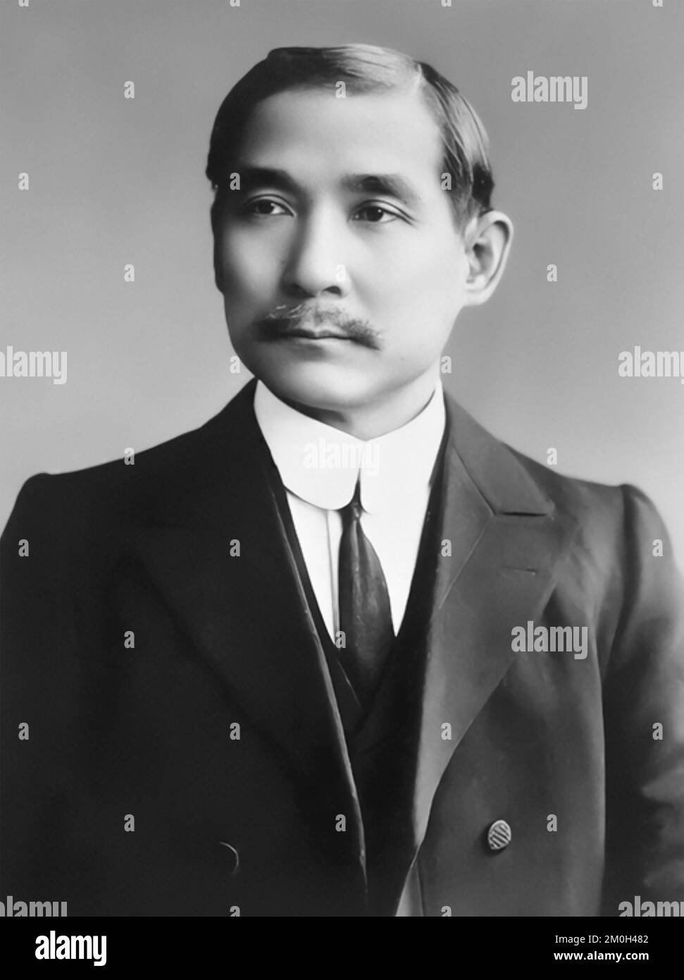 SUN YAT-SEN (1866-1925) Chinesischer Staatsmann, provisorischer Präsident der Republik China, um die 1910 Stockfoto