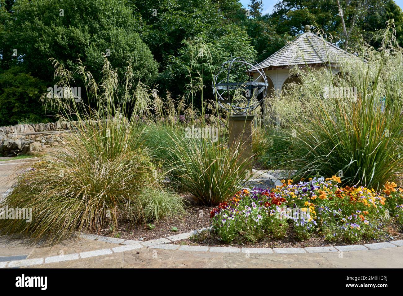 Der Garten der Besinnung in den Threave Gardens in der Nähe von Schloss Douglas, Dumfries und Galloway, Schottland. Stockfoto