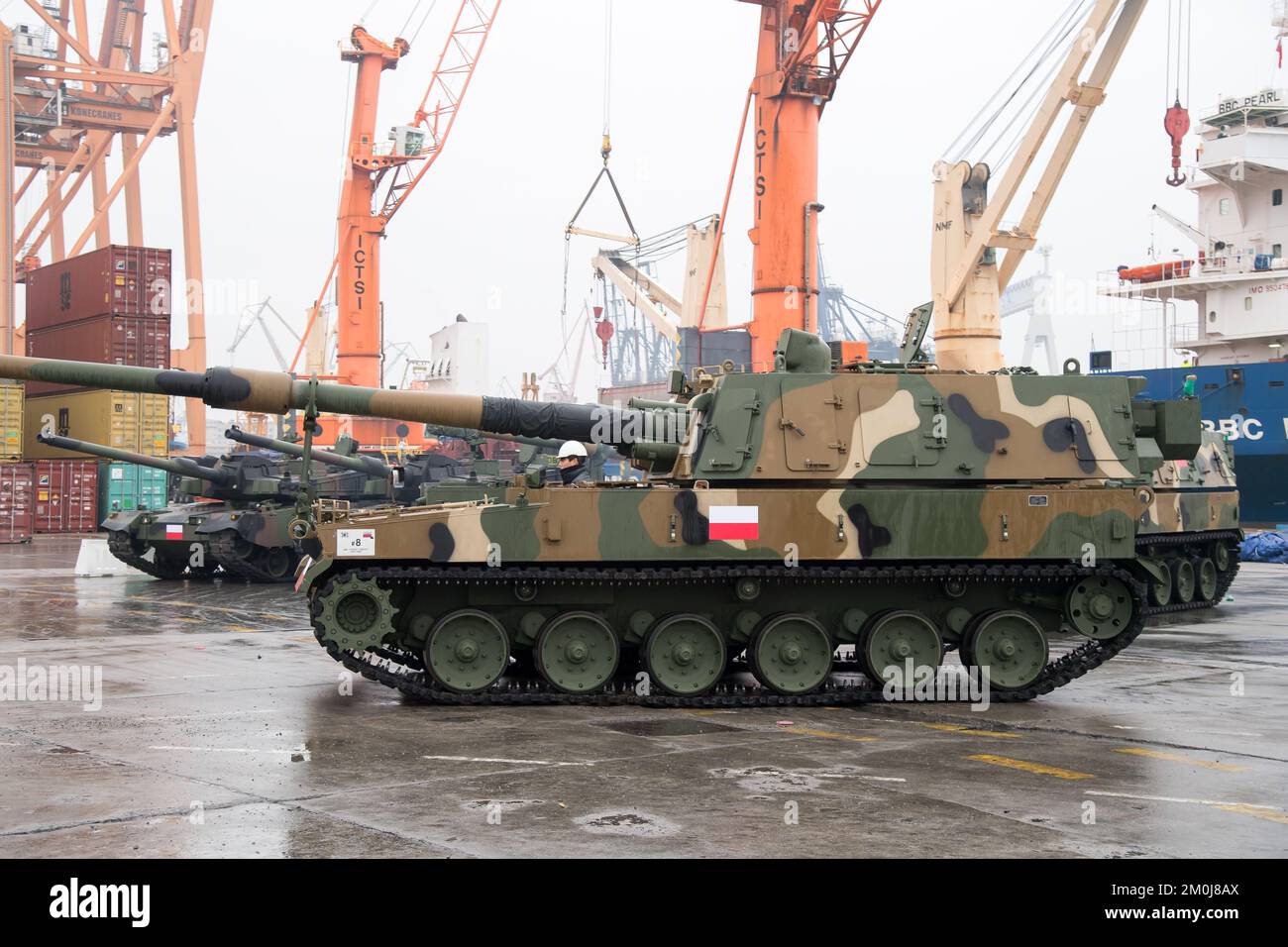 Gdynia, Polen. 6.. Dezember 2022 Ankunft der ersten Südkoreas K9 Thunder-Revolverhelden für die polnischen Streitkräfte © Wojciech Strozyk / Alamy Live News Stockfoto