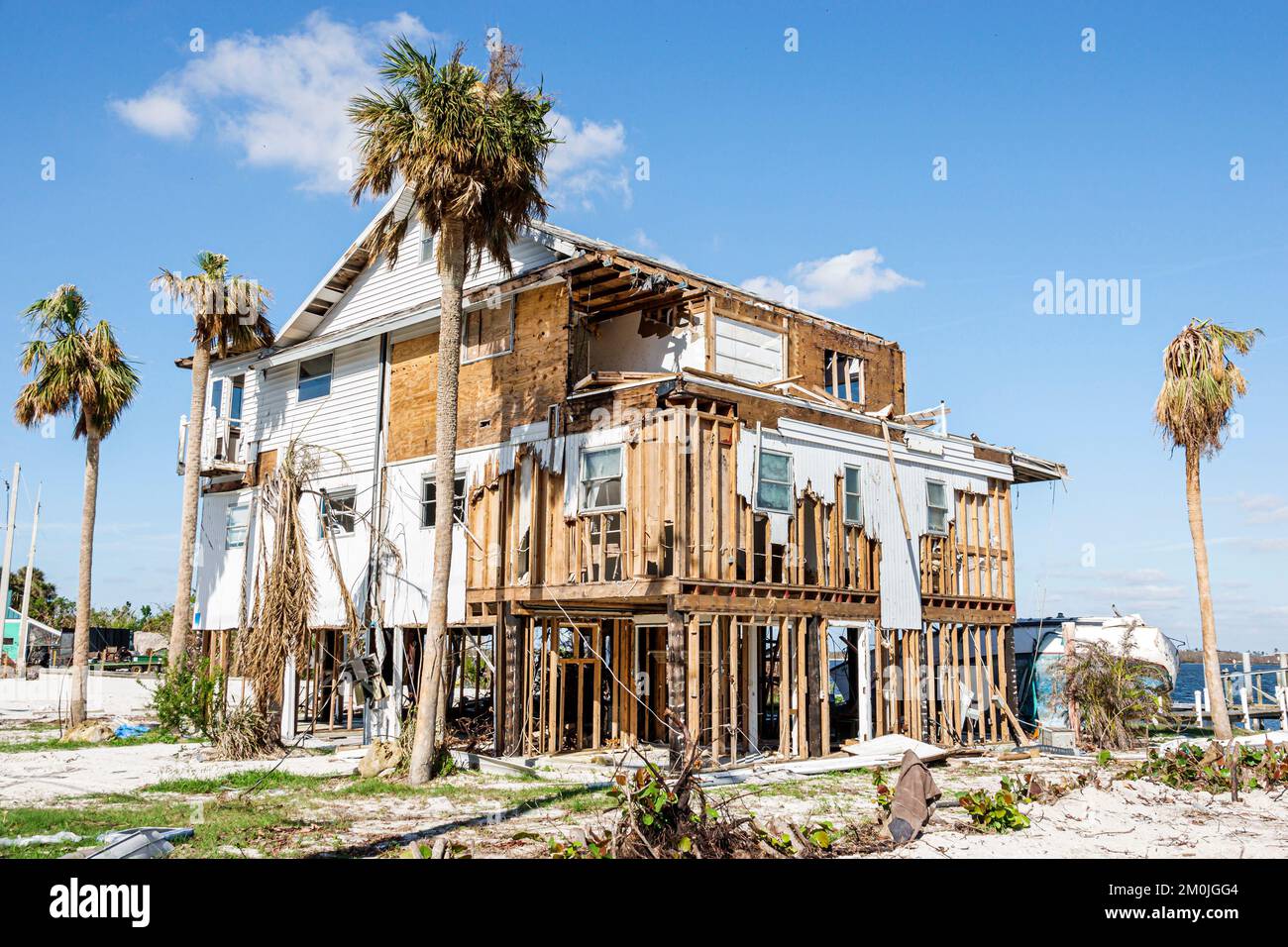 Fort Ft. Myers Beach Florida, Estero Island Estero Boulevard, Häuser Häuser Häuser Hurrikan Ian Schaden Zerstörung Zerstörung zerstörte Trümmermüll, oder Stockfoto