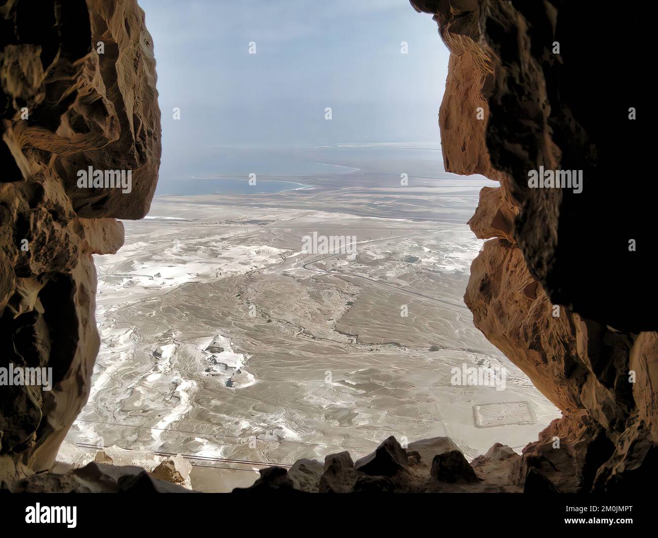 Masada ist eine Festung in Israel, die die Ruinen der letzten Festung des Königreichs Israel umgibt, bevor sie von den Römern vollständig zerstört wurde. Stockfoto