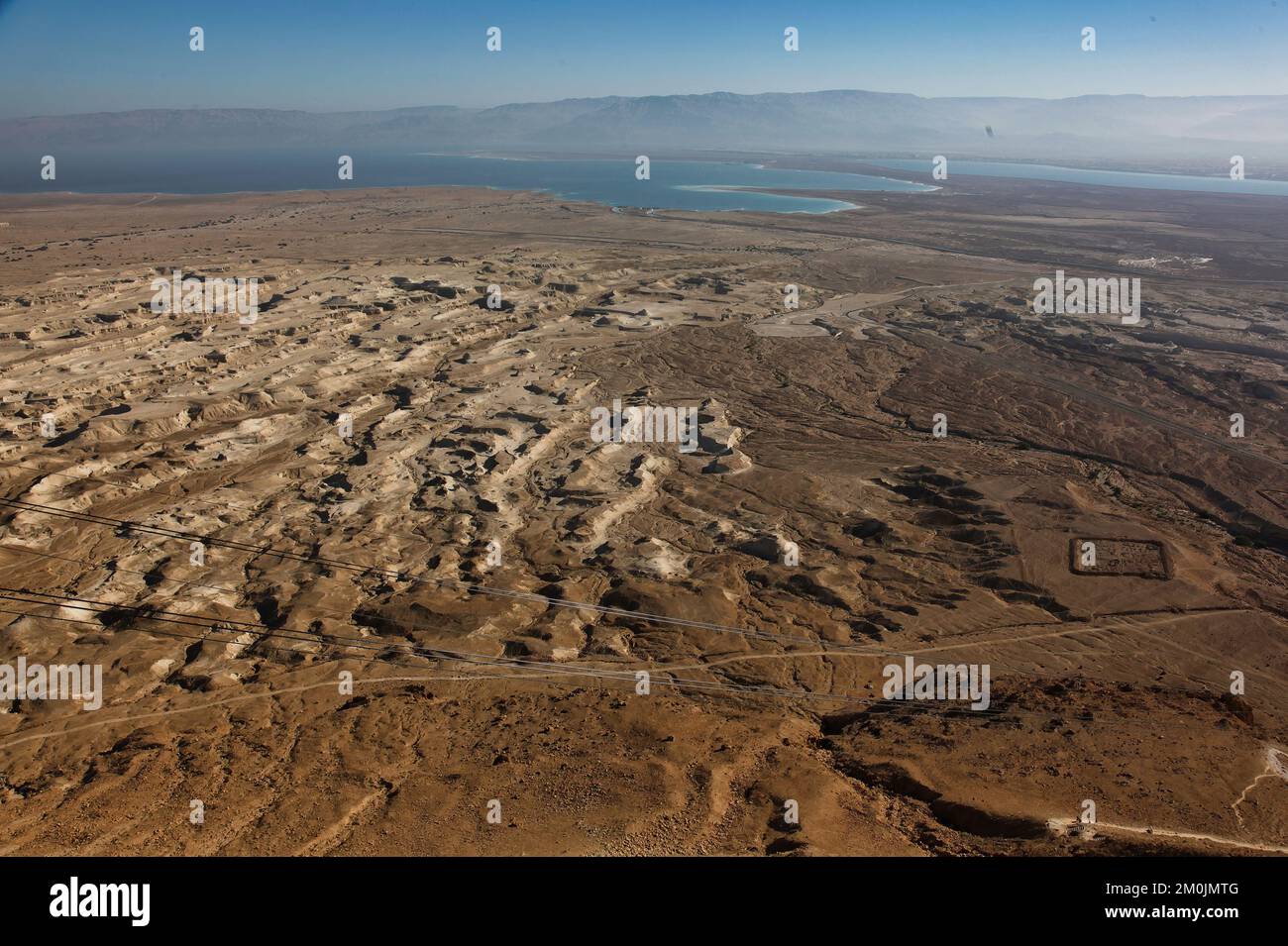 Masada ist eine Festung in Israel, die die Ruinen der letzten Festung des Königreichs Israel umgibt, bevor sie von den Römern vollständig zerstört wurde. Stockfoto