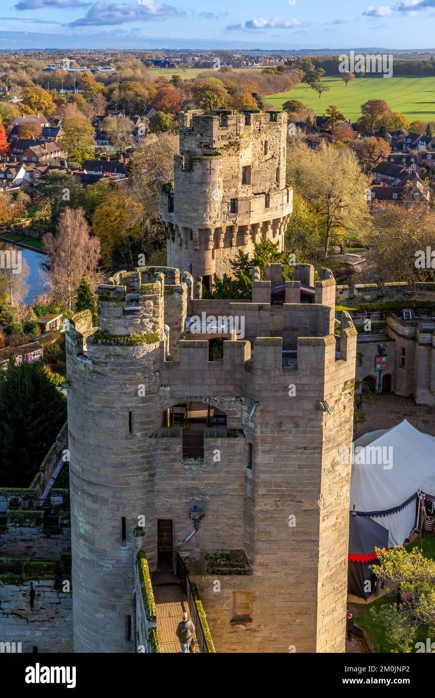 Blick auf das historische Warwick Castle in Warwickshire, England. Stockfoto