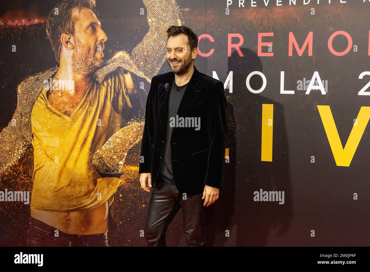 Mailand, Italien, 06.. Dezember 2022. Cesare Cremonini besucht die Präsentation seines Films „Cremonini Imola 2022 Live“ im Space Cinema Odeon in Mailand, Italien. Credits: Maria Laura Arturi/Alamy Live News Stockfoto