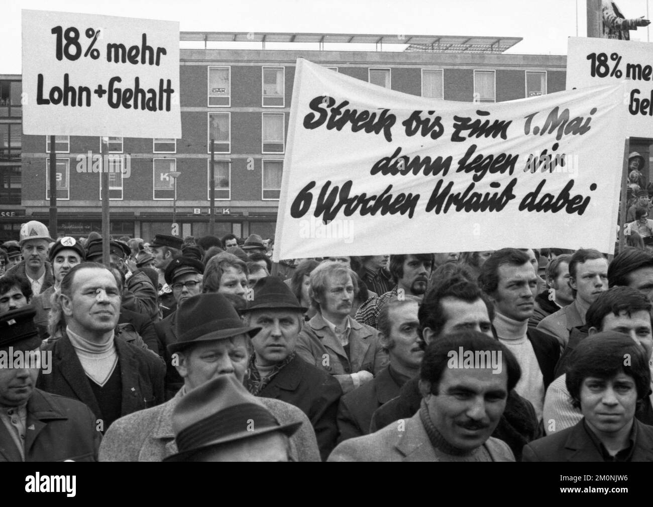 Das Streikverfahren im Tarifstreit der Industriegewerkschaft Metall (IG Metall) vom 19-21. März 1974 in Bremen und Bremerhaven Stockfoto