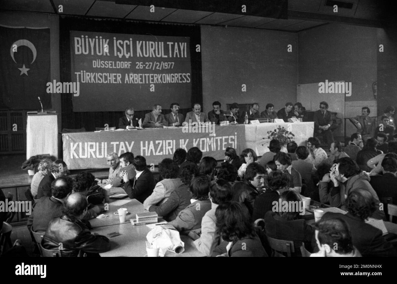 Die FIDEF, eine türkische Arbeitnehmerorganisation in Deutschland, anlässlich eines Kongresses in Düsseldorf am 27. Februar 1977 in Europa Stockfoto