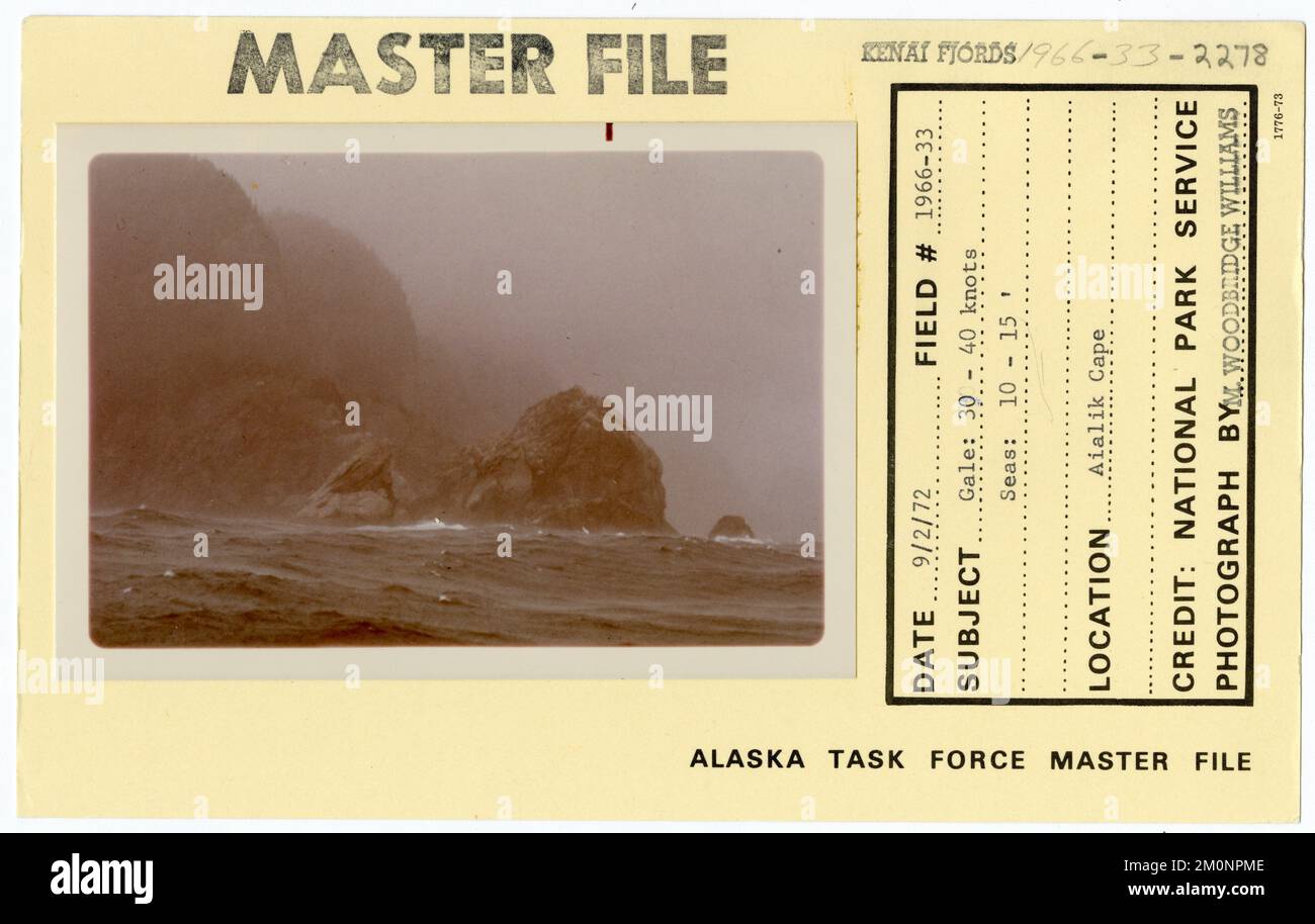 Sturm: 30-40 Knoten Seen: 10-15'. Alaska Task Force Fotos Stockfoto