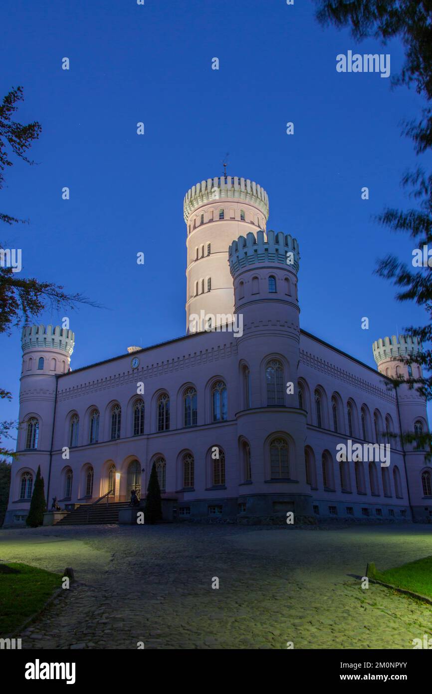 Granitz Hunting Lodge / Jagdschloss Granitz, Schloss aus dem 19.. Jahrhundert auf der deutschen Insel Rügen bei Binz in Mecklenburg-Vorpommern Stockfoto