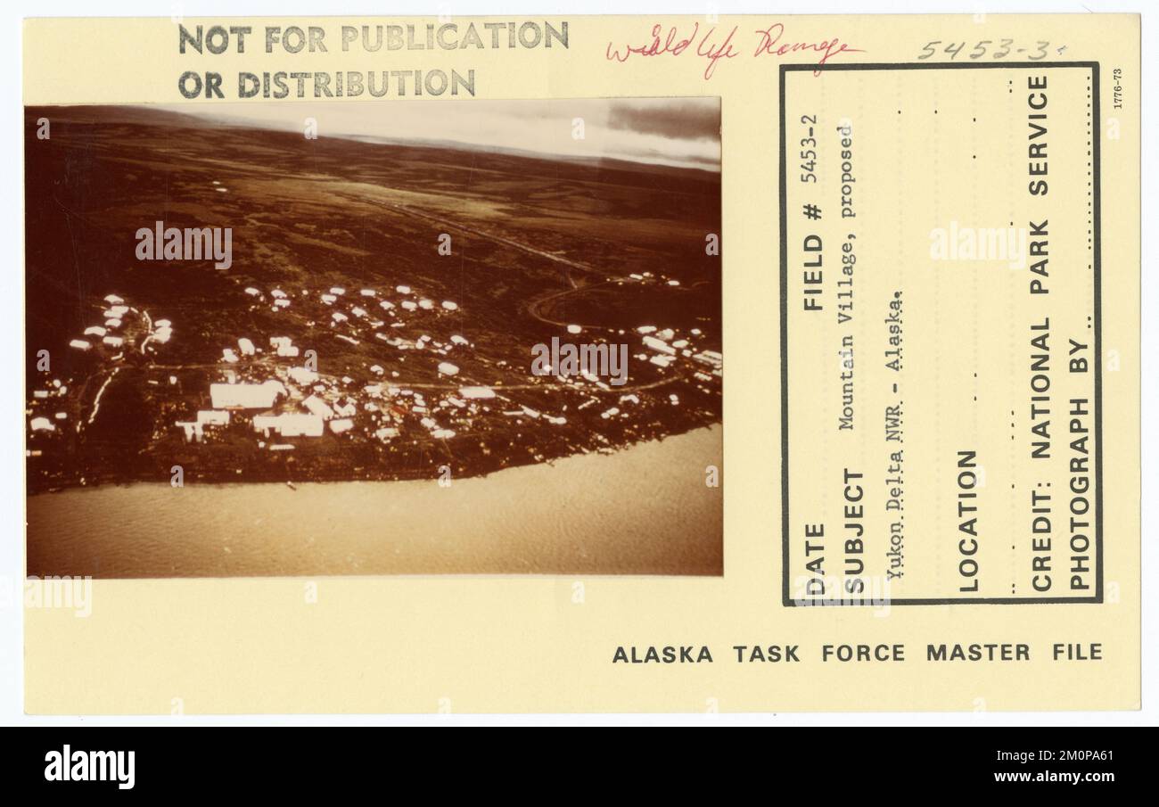 Bergdorf, vorgeschlagenes Yukon Delta NWR - Alaska. Alaska Task Force Fotos Stockfoto