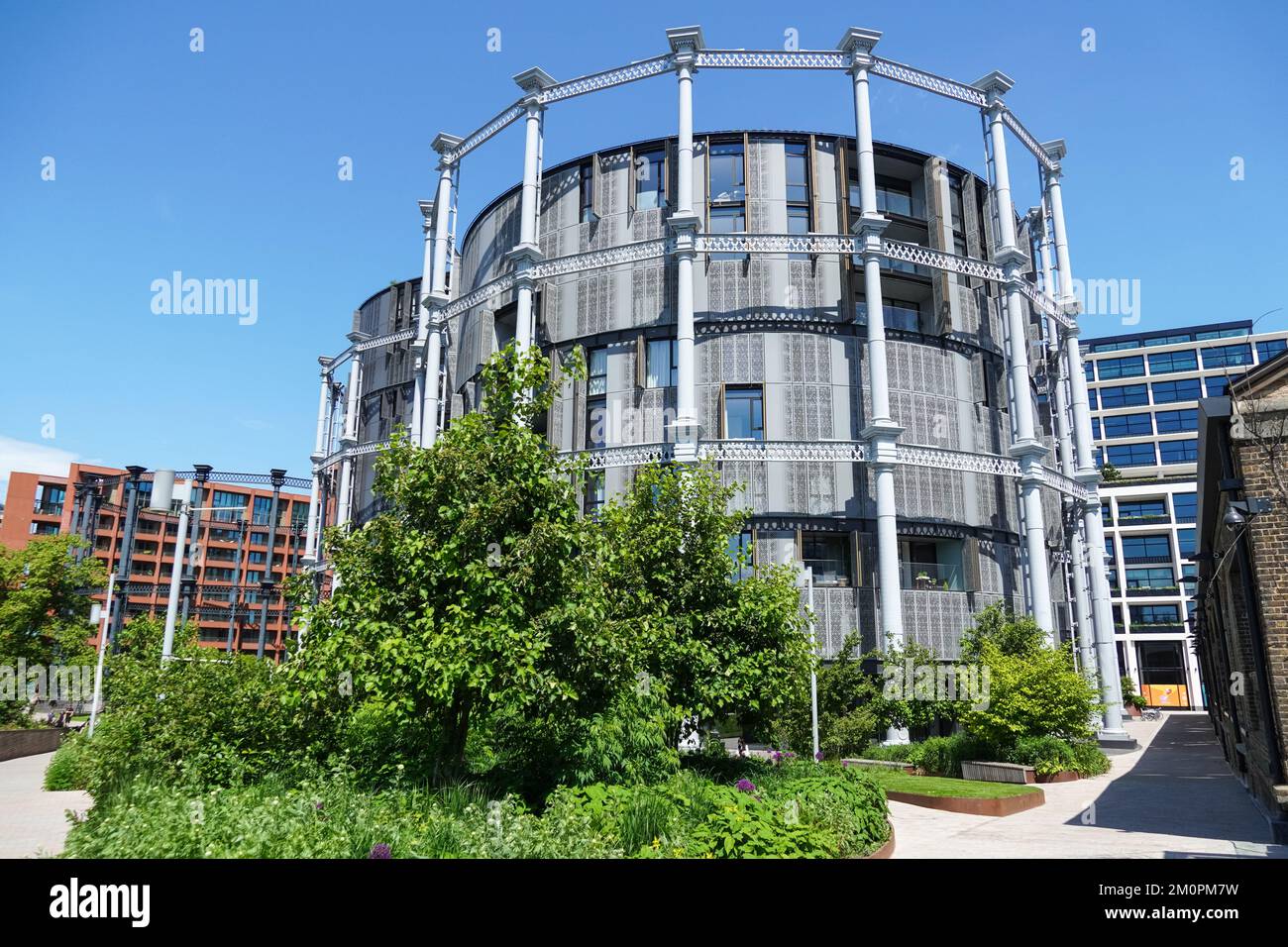 Gasholders moderner Wohngebäudekomplex in King's Cross, London England Vereinigtes Königreich Großbritannien Stockfoto