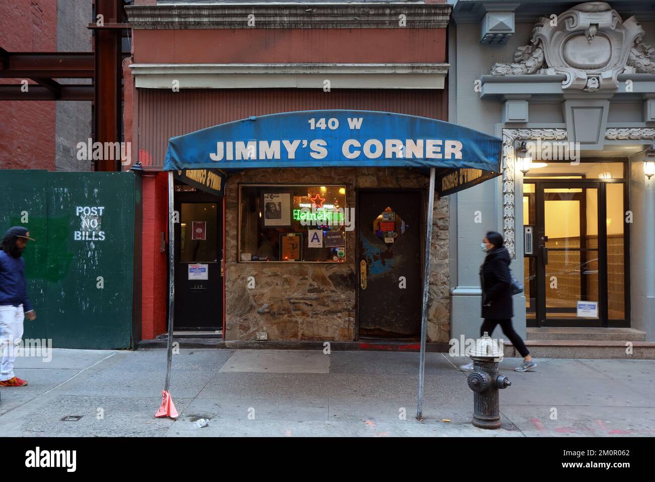 Jimmy's Corner, 140 W 44. St, New York, NYC, Foto einer Old-School-Bar am Times Square. Stockfoto