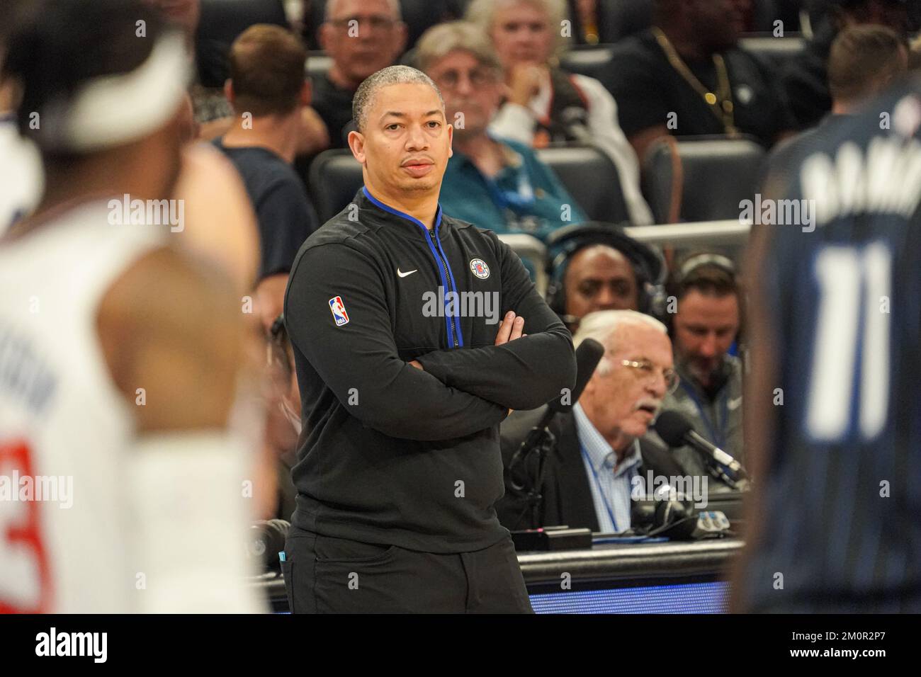 Orlando, Florida, USA, 7. Dezember 2022, Los Angeles Clippers Cheftrainer Tyronn Lue am Amway Center. (Foto: Marty Jean-Louis) Stockfoto