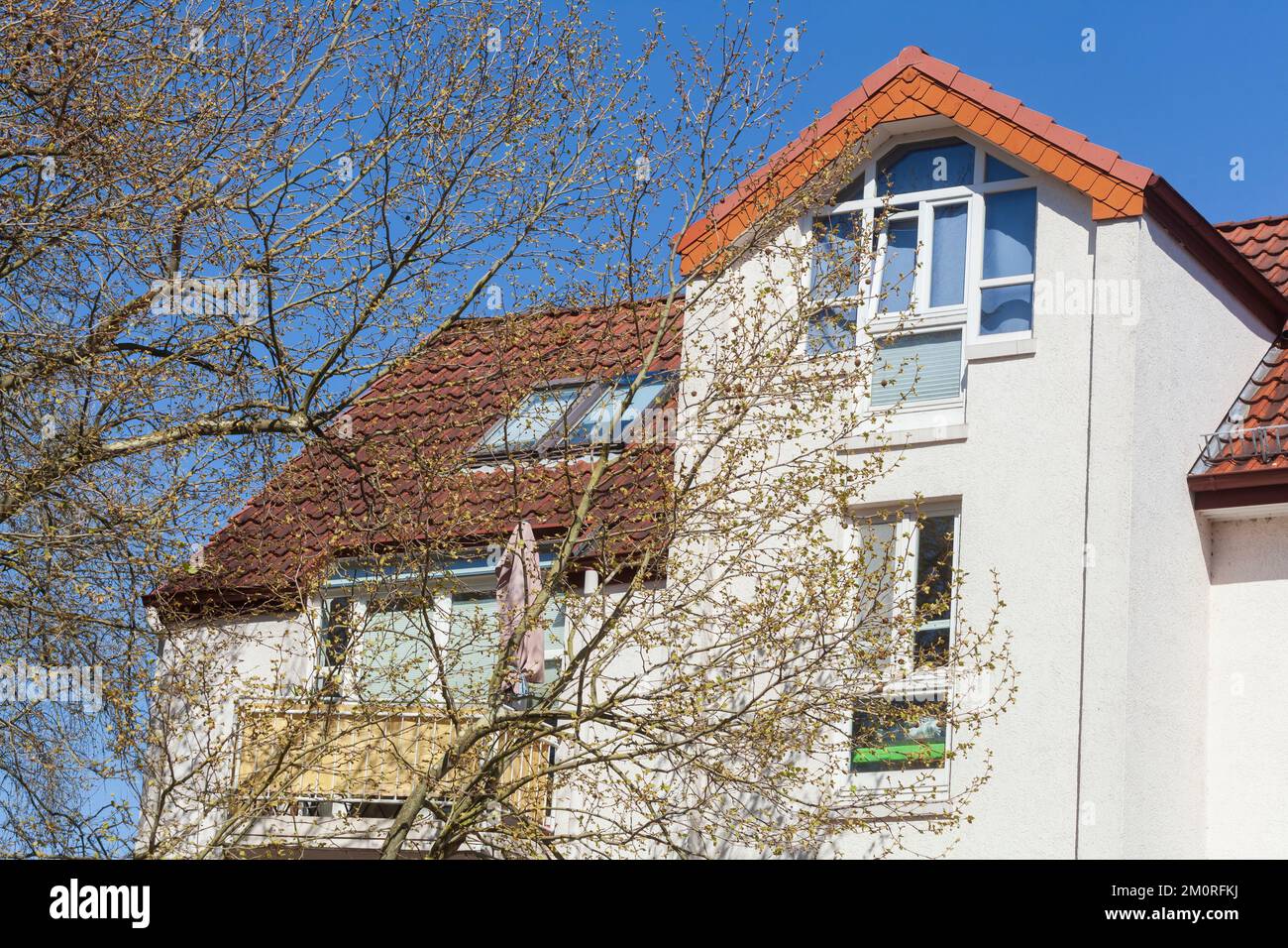 Modernes weisses Wohngebäude , Bremen, Deutschland Stockfoto