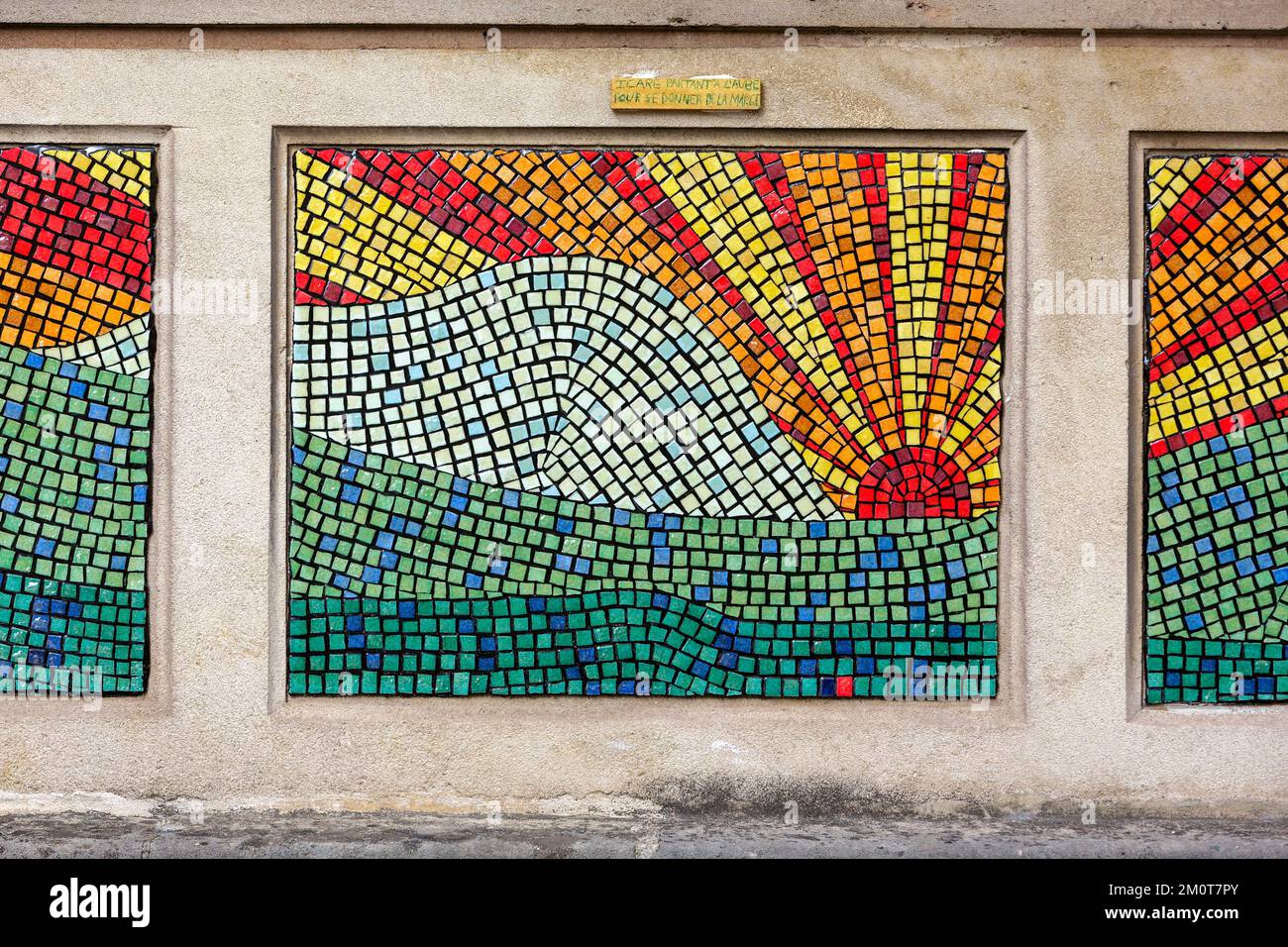 Frankreich, Meurthe et Moselle, Nancy, Straßenkunst in der Rue Blondlot, anonymes Mosaik namens ikarus, das im Morgengrauen abreist, um sich Zeit zu geben Stockfoto