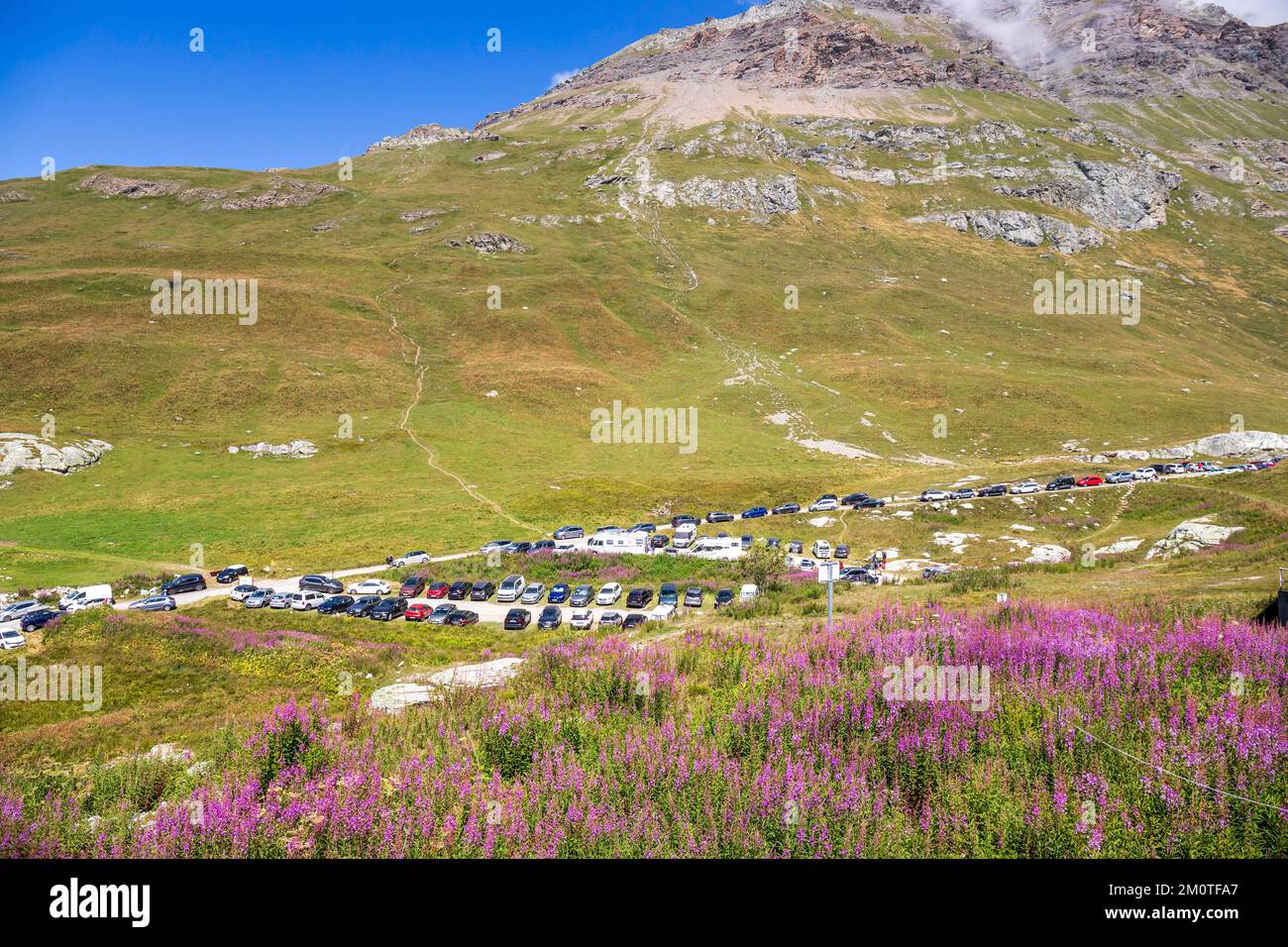 Frankreich, Savoie, Haute-Tarentaise, Naturschutzgebiet La Grande Sassi?re, Startparkplatz für Wanderungen an einem Ort namens Le Saut Weiler Stockfoto