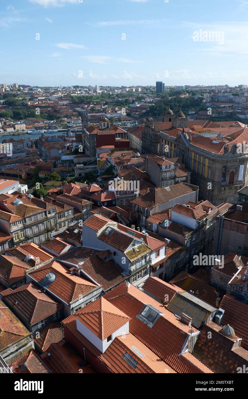 Skyline von Lisboa an einem sonnigen Tag Stockfoto