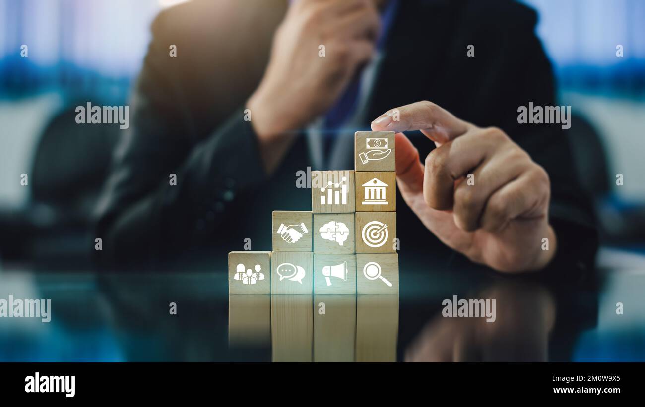 Geschäfts- und Wirtschaftswachstum im globalen Unternehmensnetzwerk. Konzept der Finanzstrategie und des Bankwesens. Stockfoto