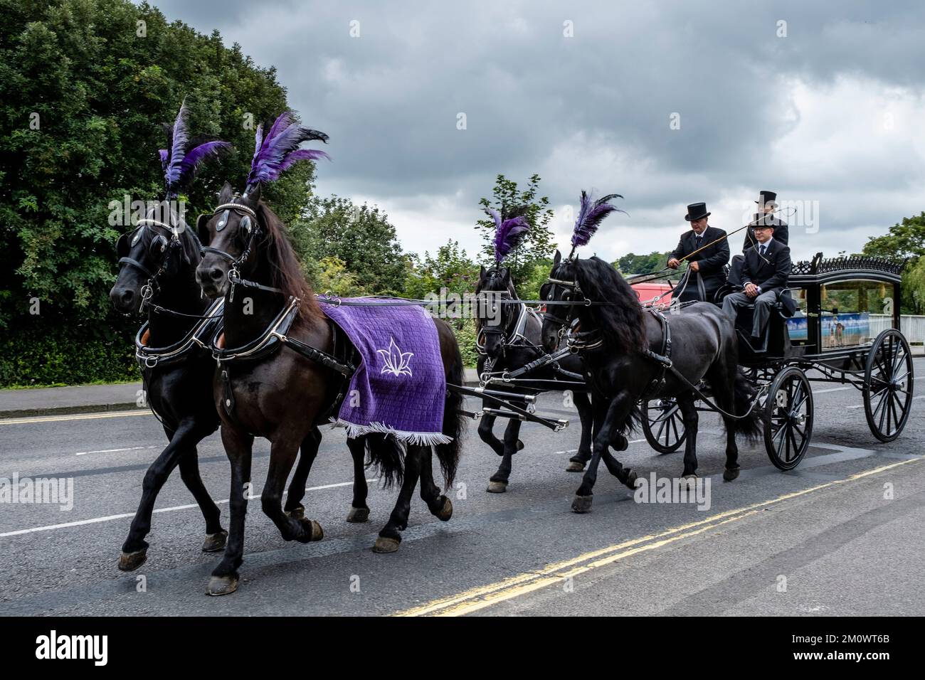 A Horse Drawn Hearse, Lewes, East Sussex, Großbritannien. Stockfoto