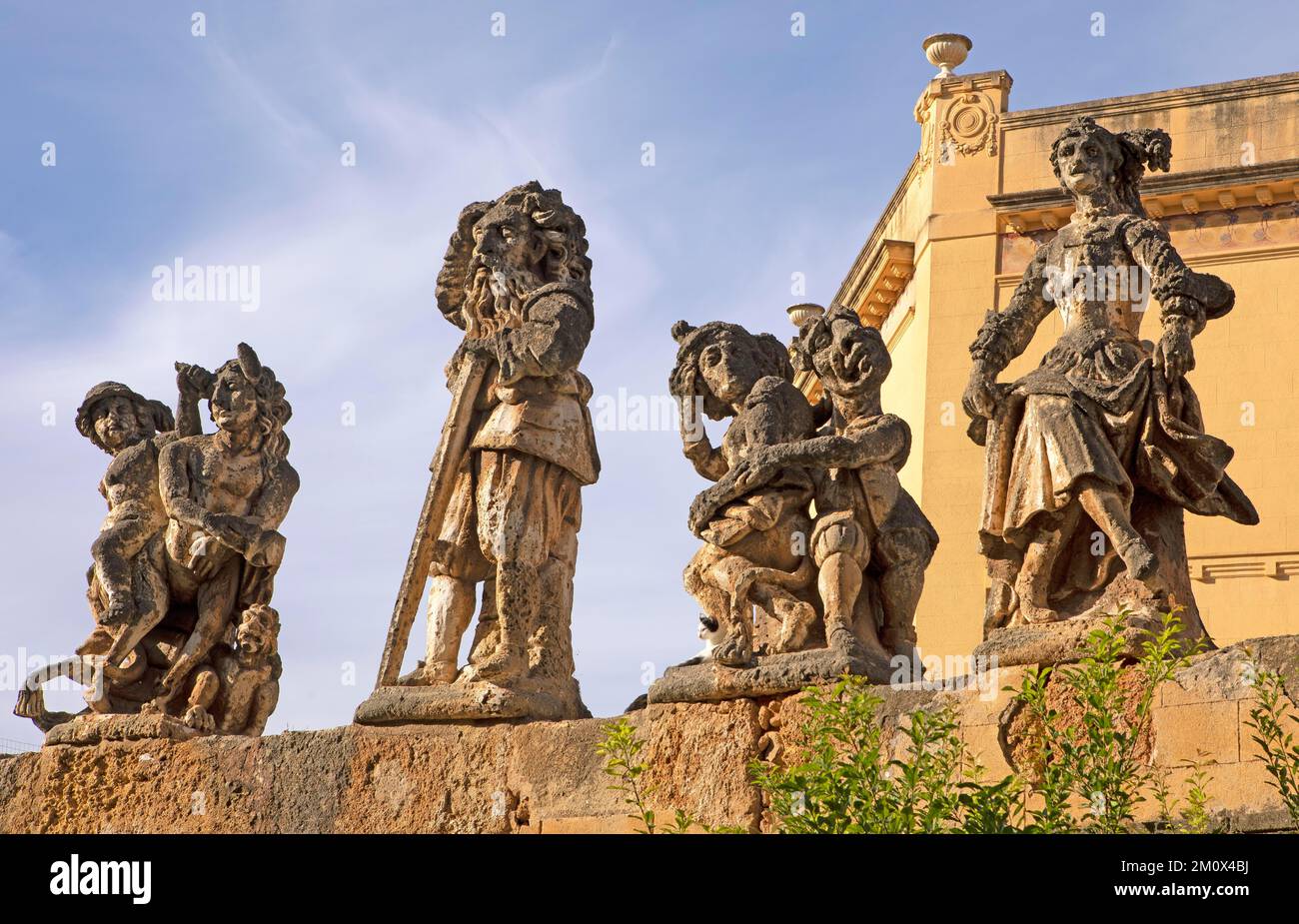 Monsterfiguren in der Villa Palagonia, Bagheria, Sizilien, Italien, Europa Stockfoto