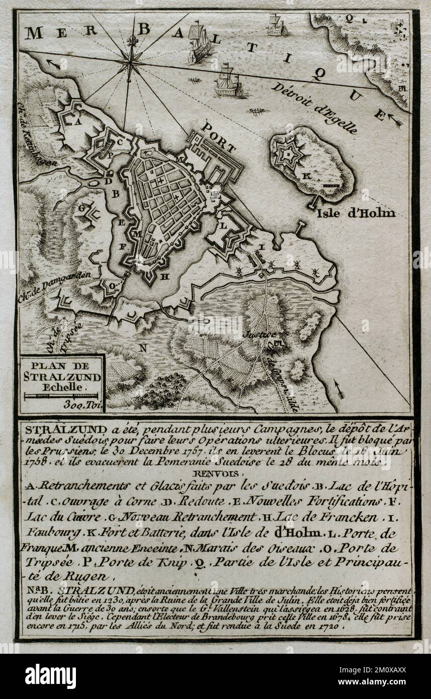 7 Jahre Krieg (1756-1763). Der Pommerische Krieg. Karte von Stralsund, 1757-1758. Blockade von Stralsund (30.. Dezember 1757 bis 16.. Juni 1758). Preußische Truppen umzingelten die schwedische Garnison Stralsund (Hauptstadt von schwedischem Vorpommern). Die Preußen konnten die Stadt nicht auf dem Seeweg isolieren, weil ihnen eine Flotte fehlte, aber sie sperrten sie ab und blockierten sie am 30. Dezember 1757 auf dem Land. Schließlich wurde die Blockade am 16.. Juni 1758 aufgeworfen, als hauptsächlich die preußischen Truppen zurückgezogen wurden, um die militärischen Aktionen anderswo zu verstärken. Veröffentlicht 1765 vom Kartografen Jean de Beaurain (1696-1771) als Illustration o Stockfoto