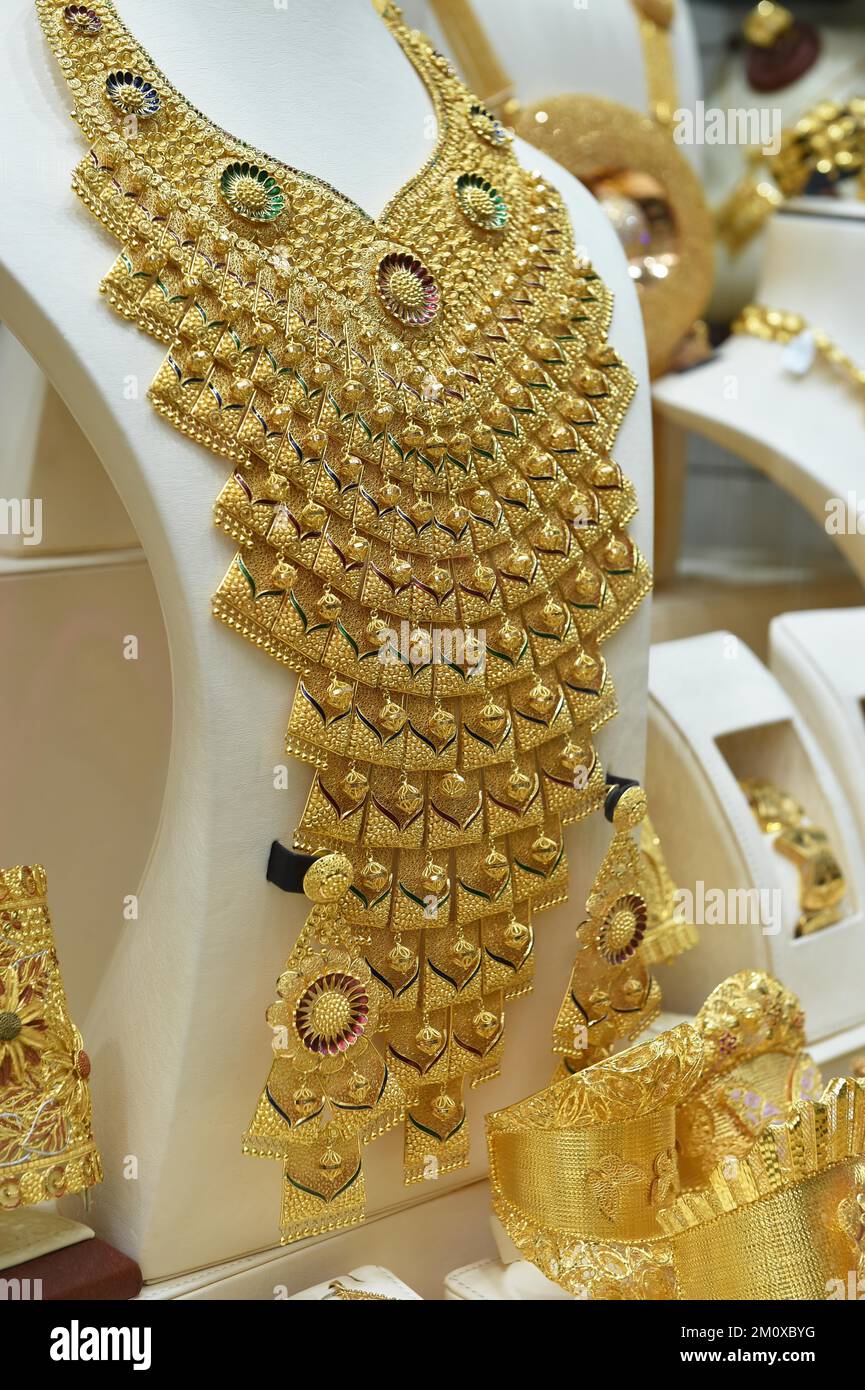 Goldschmuck in Goldsouk Dubai, im Deira-Viertel, Vereinigte Arabische Emirate, Asien Stockfoto