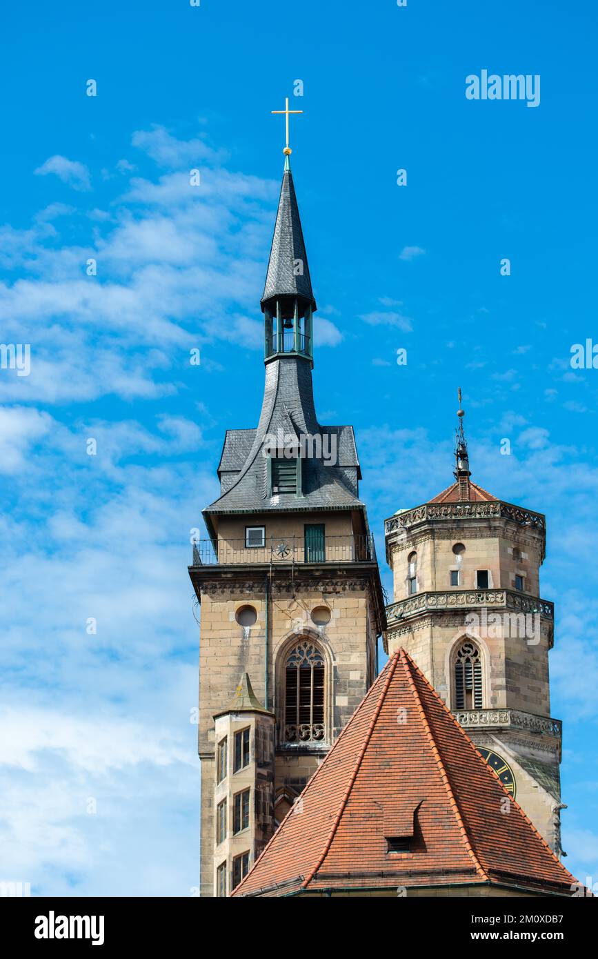 Protestantische Kollegialkirche von 1534, Stuttgart, spätgotischer achteckiger Westturm, romanischer Südturm, Zerstörung, Wiederaufbau, Neubau Stockfoto