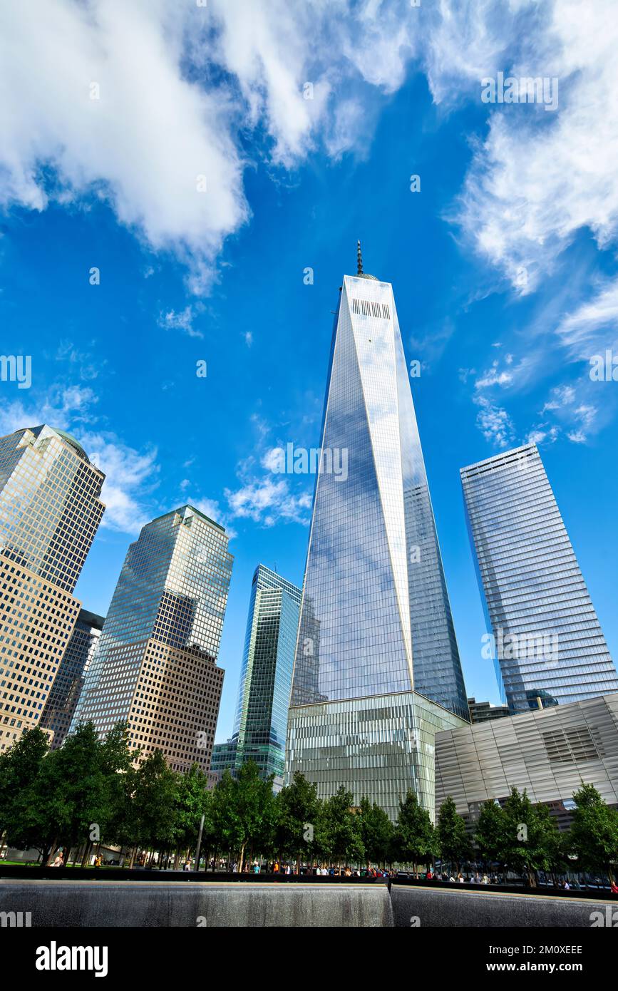 New York. Manhattan. Vereinigte Staaten. National September 11 Memorial & Museum und One World Trade Center Stockfoto