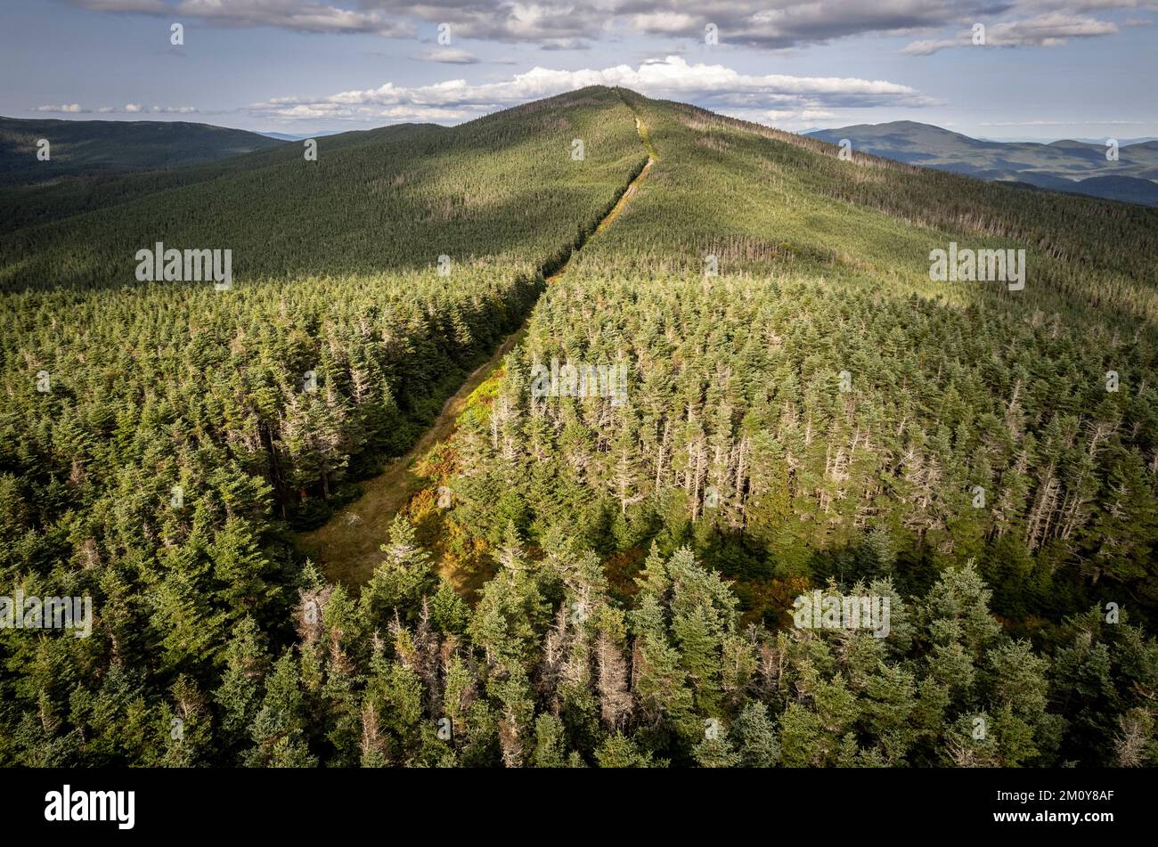 Luftaufnahme der internationalen Grenze zwischen Maine Quebec und USA Kanada Stockfoto