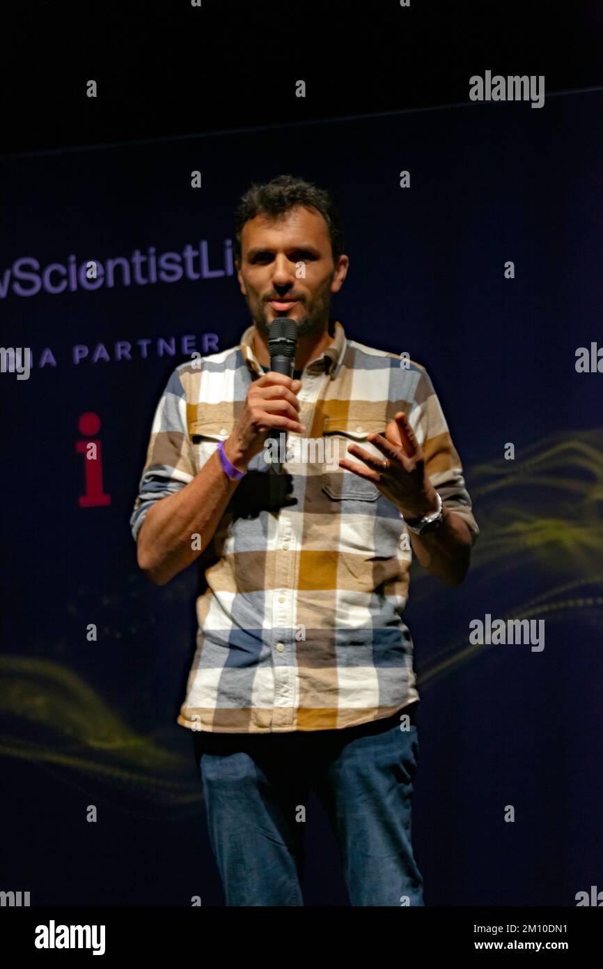 Ghislain Bardout stellt vor: „Perpetual Planet: Heroes of the Oceans Film Screening, on the, Our Planet Stage, during the Schools Day Programme, at New Scientist Live 2022 Stockfoto