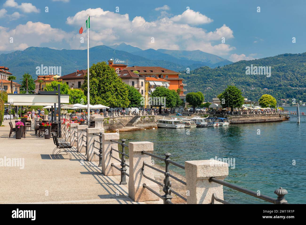 Feriolo mit dem Hafen von Baveno, Lago Maggiore, Piemont, Italien Stockfoto