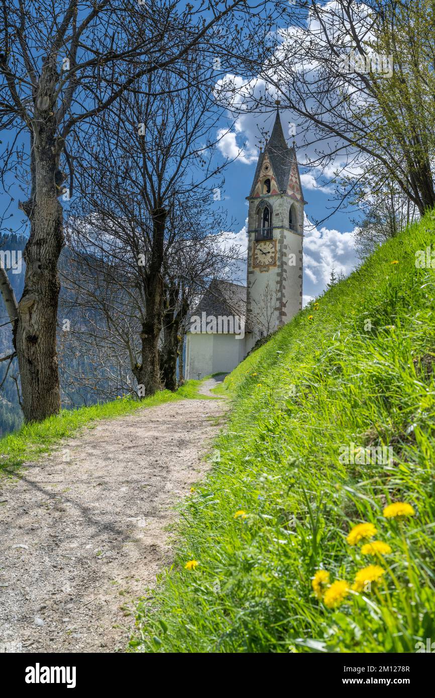 Wengen, hohe Abtei, Provinz Bozen, Südtirol, Italien. Die Kapelle der heiligen Barbara Stockfoto