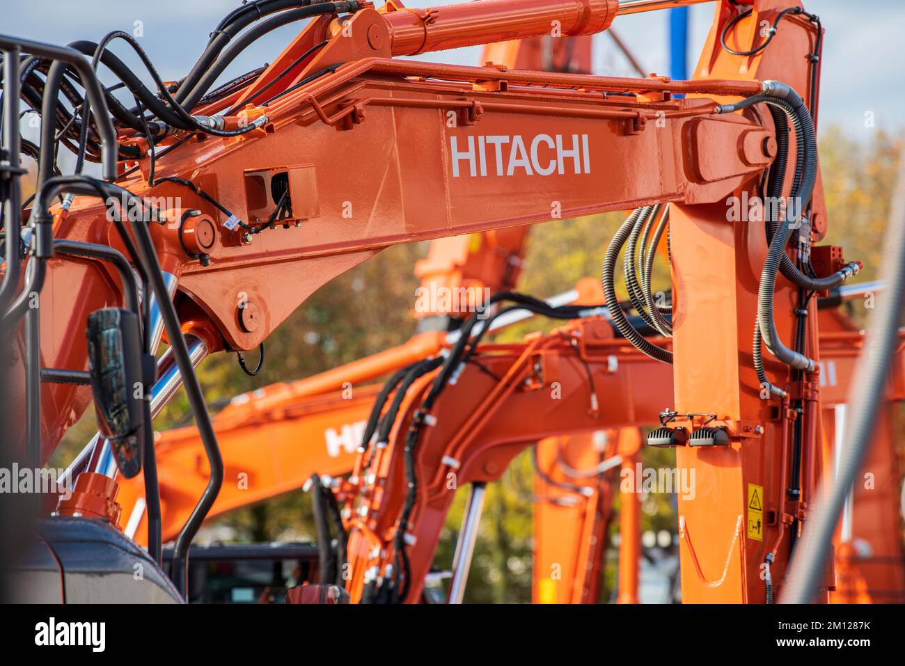 Bauma 2022 - die größte Messe für Baumaschinen, Bergbaumaschinen und Baufahrzeuge in München mit Ausstellung des Unternehmens HITACHI Stockfoto