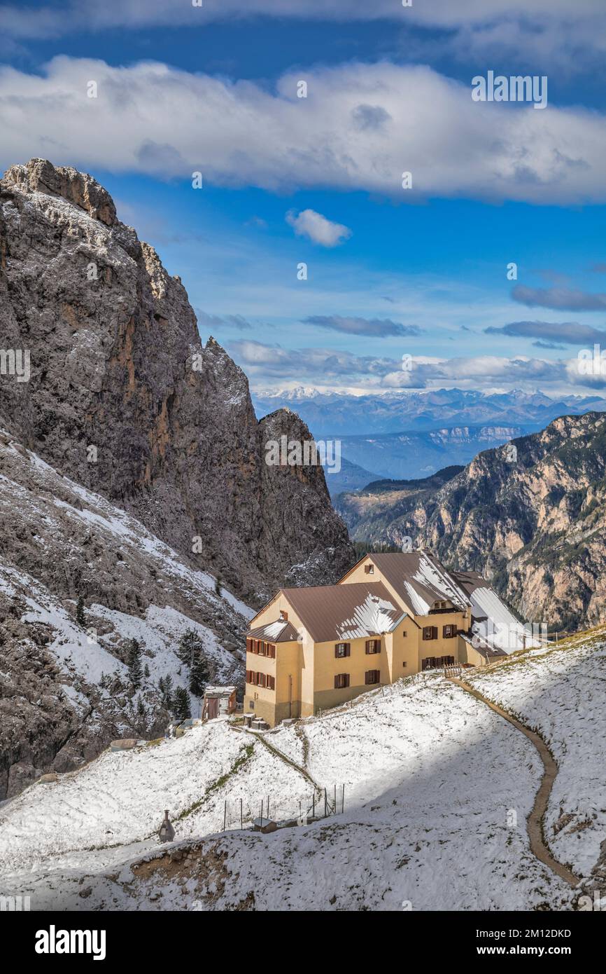 Italien, Südtirol, Provinz Bozen, Reifen, Ciamintal / Tschamintal, Dolomiten. Bergamo Zufluchtsort / Grasleitenhütte Stockfoto
