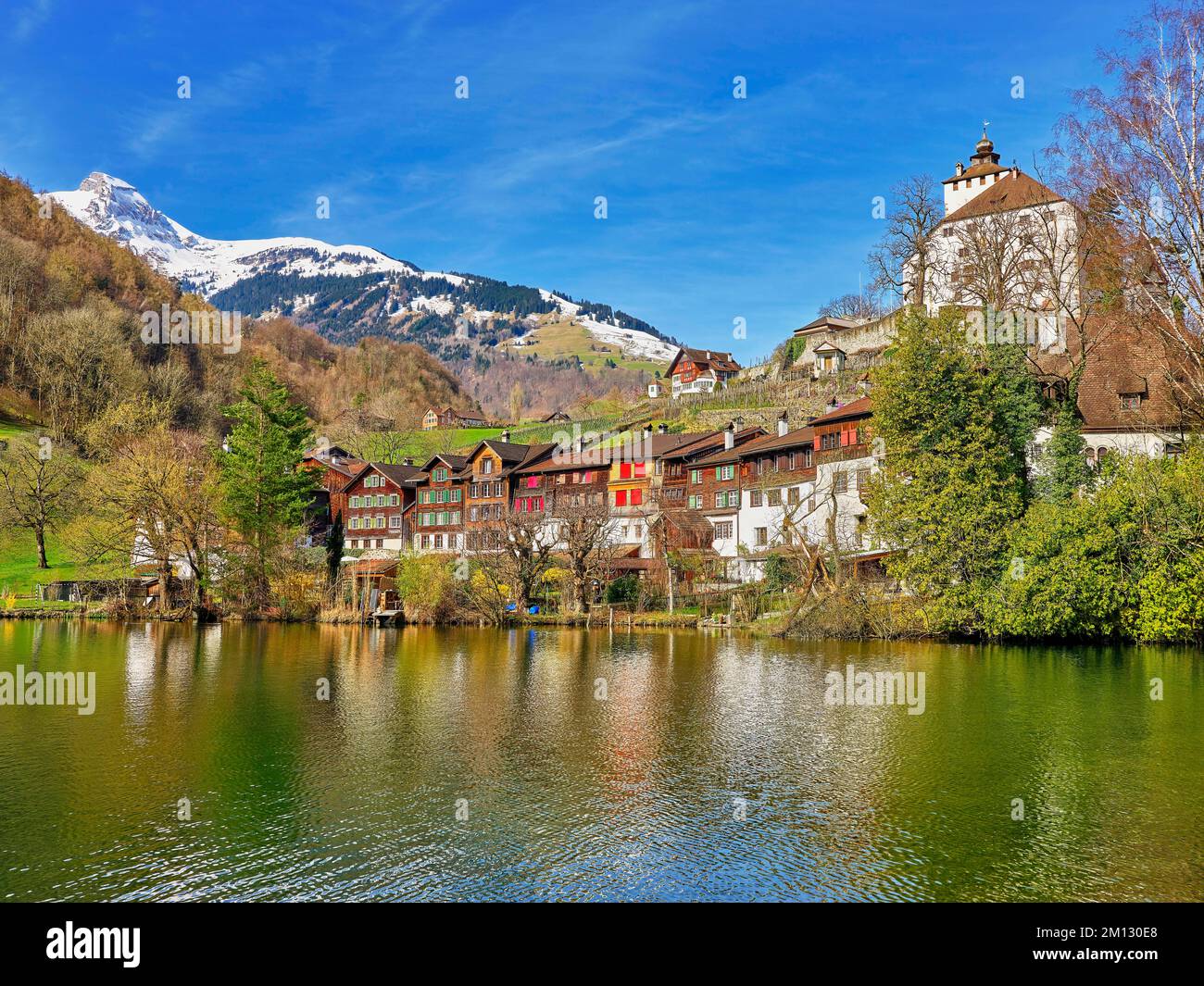 Schloss Werdenberg mit Altstadt am Werdenberger See, Werdenberg, Grabs, Kanton St. Gallen, Schweiz, Europa Stockfoto