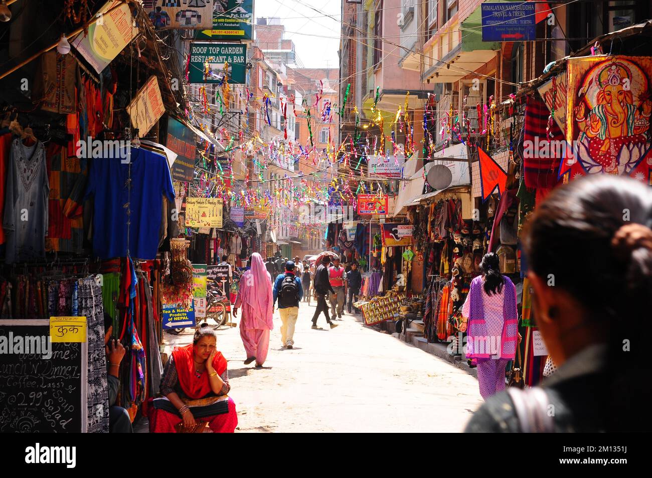 Menschen auf den Straßen von Kathmandu, Nepal, Asien Stockfoto