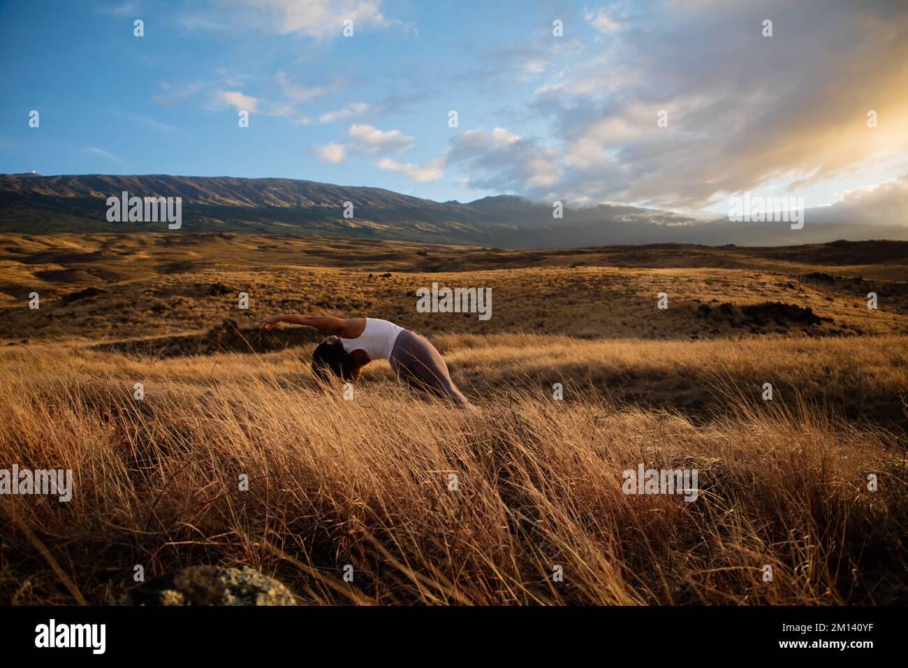 Sunrise und Yoga auf Hawaii Stockfoto