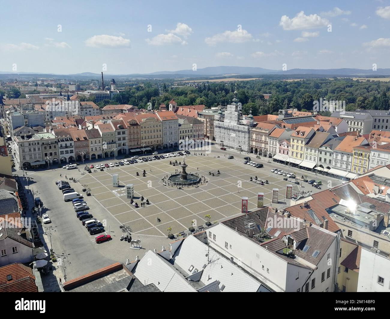 Ein Luftblick auf den Hauptplatz der Stadt in Ceske Budejovice, Tschechische republik Stockfoto