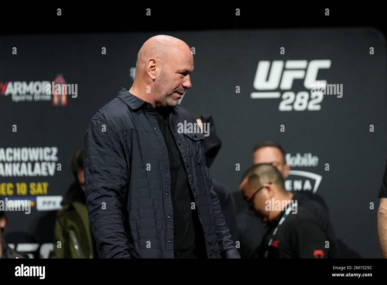Las Vegas, USA. 09.. Dezember 2022. LAS VEGAS, NV - Dezember 9: Dana White in Anwesenheit der MGM Grand Garden Arena für UFC 282 - Blachowicz vs Ankalaev : Zeremonielle Wiegeversuche am 9. Dezember 2022 in Las Vegas, NV, USA. (Foto: Louis Grasse/PxImages) Kredit: Px Images/Alamy Live News Stockfoto
