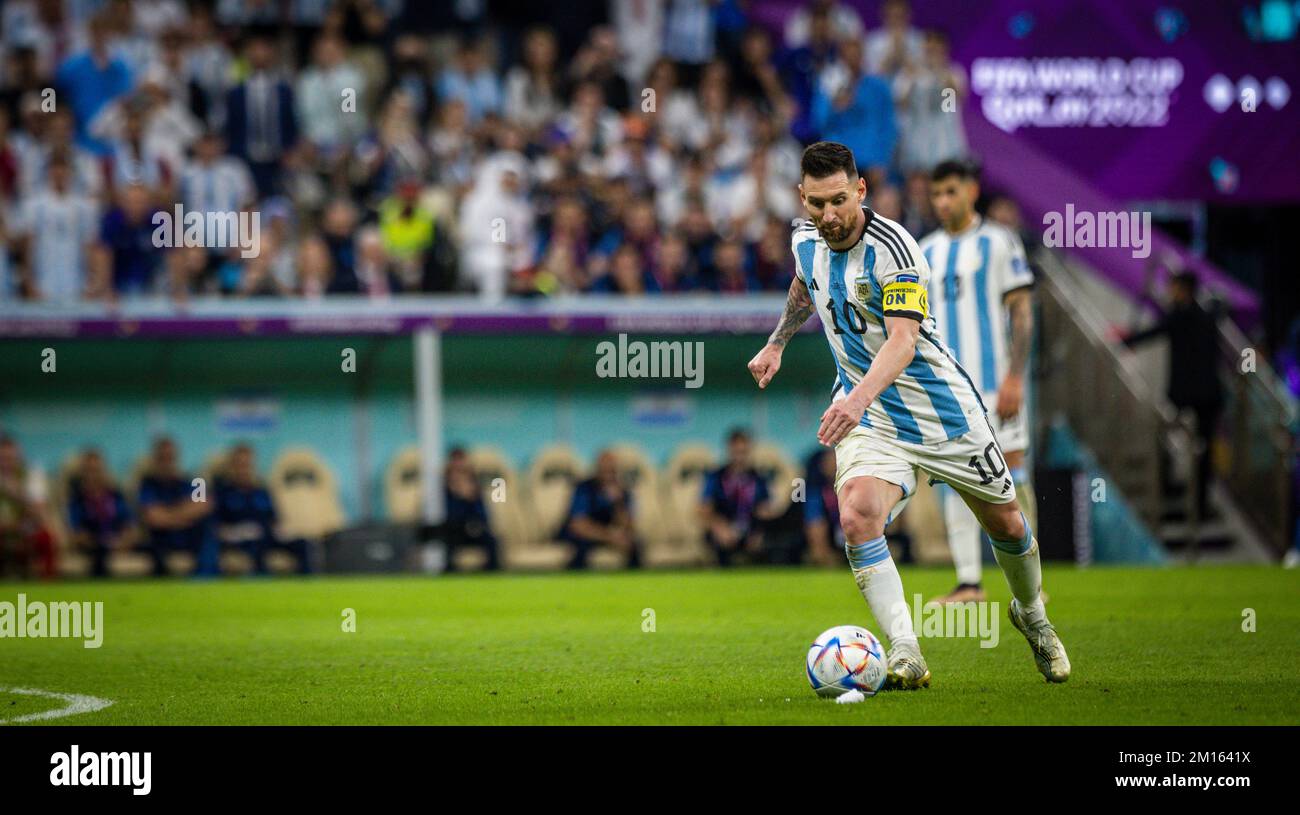 Doha, Katar. 9.. Dezember 2022. Lionel Messi (Arg) Niederlande - Argentinien Niederlande - Argentinien Weltmeisterschaft 2022 in Katar 09.12.2022 Kredit: Moritz M Stockfoto