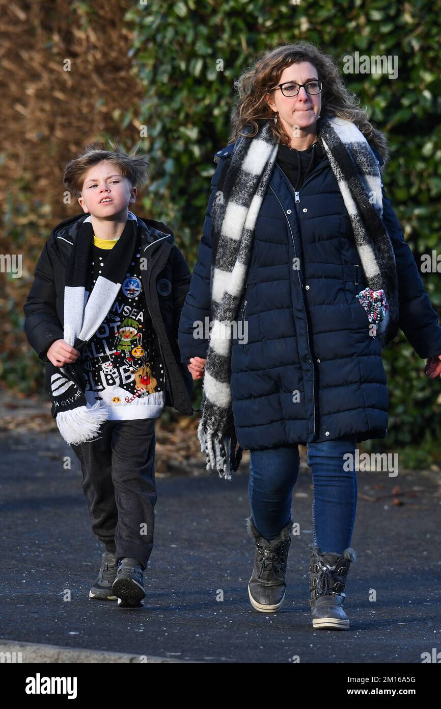 Swansea-Fans kommen zum Spiel im Sky Bet Championship-Spiel Swansea City gegen Norwich City im Swansea.com Stadium, Swansea, Großbritannien, 10.. Dezember 2022 (Foto von Mike Jones/News Images) in Swansea, Großbritannien, am 12./10. Dezember 2022. (Foto: Mike Jones/News Images/Sipa USA) Stockfoto