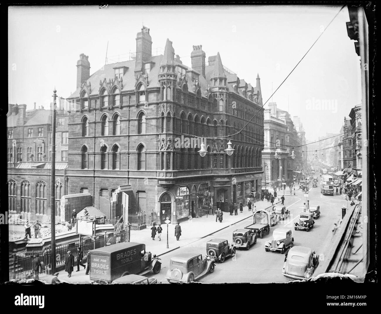 Digitalisierte Archivkopie eines originalen Glasnegativs aus New Street, Birmingham. Geburtsdatum: 1930er. Stockfoto